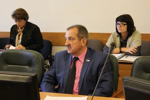 Ярославские депутаты обсудили шесть муниципальных программ