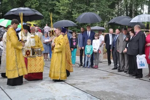 На месте строительства храма в Никульском заложили первый камень