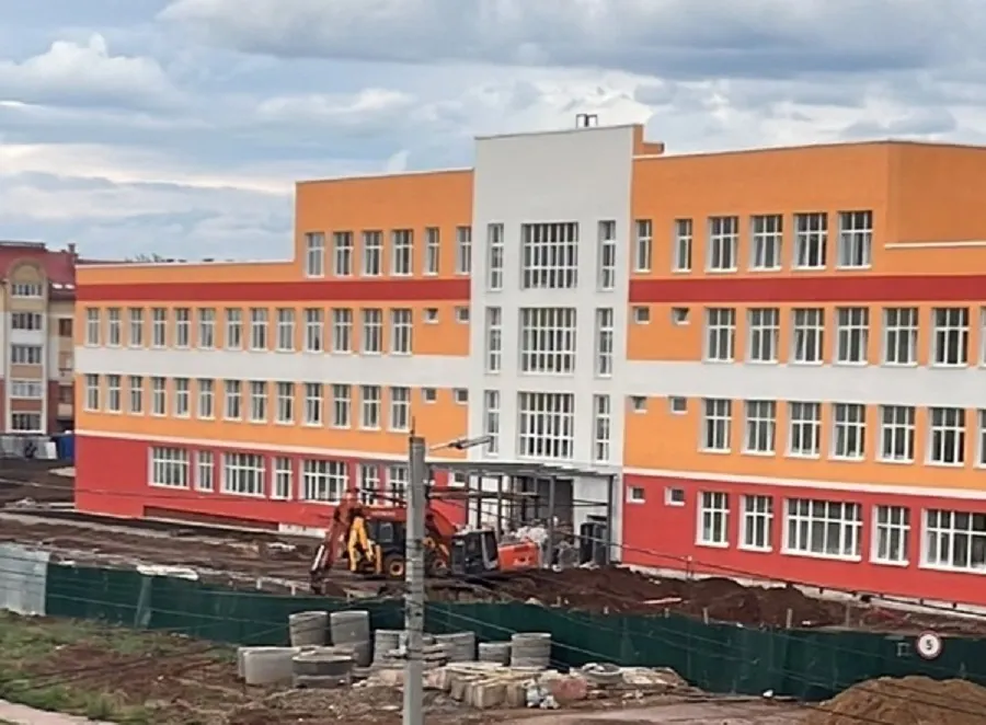 Школа на Пашуковской в Ярославле подорожала до миллиарда рублей