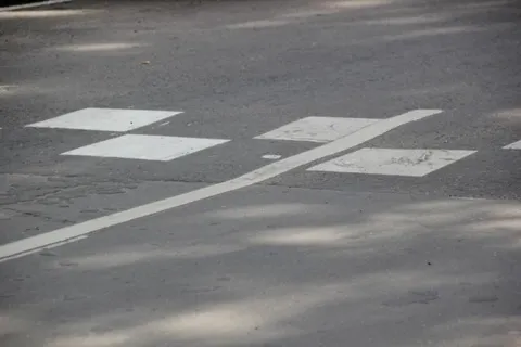 Территорию в районе больницы № 2 в Ярославле благоустроили