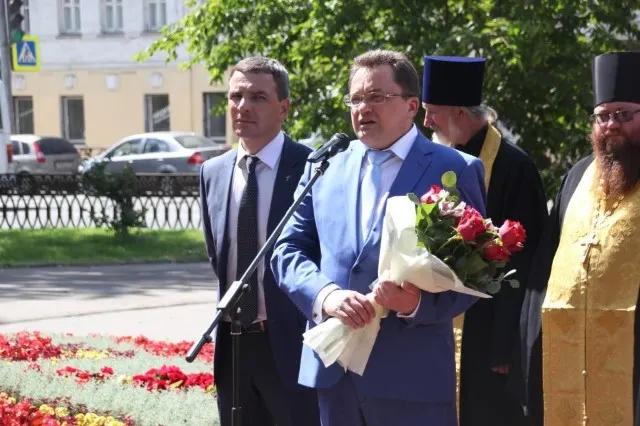 Алексей Малютин, Александр Нечаев и Митрополит Пантелеимон почтили святых Петра и Февронию