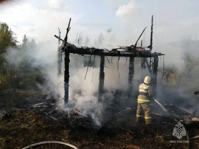 В Ярославле дотла сгорел дачный дом