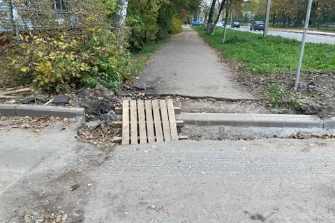 В Ярославле просрочен ремонт улицы Красноборская