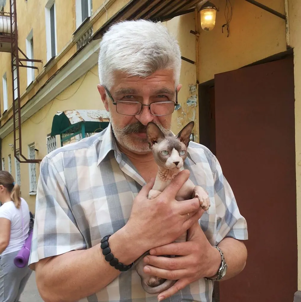 Что еще надо, чтоб ярославца Симона перестали представлять экспертом