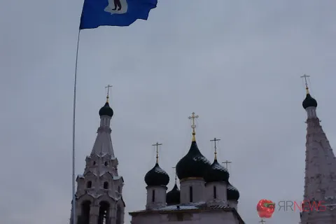 В Ярославле проходит митинг «Севастополь-Крым-Россия. Мы вместе». С фото