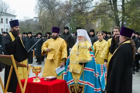 Ярославскому УФССП первому среди территориальных управлений вручено знамя