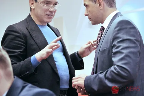 Дума Ярославской области шестого созыва провела внеочередное заседание. Фоторепортаж
