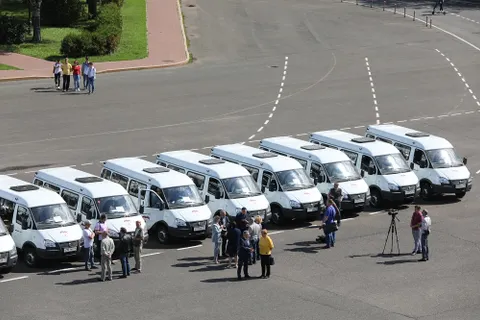 Ярославские больницы и школы получили новую технику