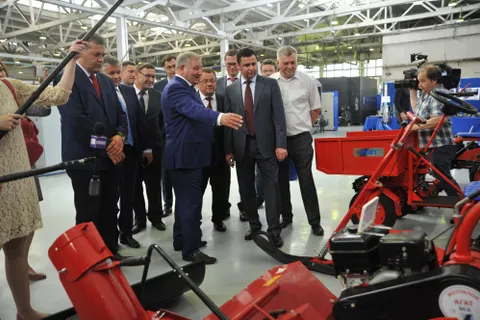Дмитрий Миронов посетил производства и встретился с общественностью Гаврилов-Ямского района