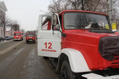 Пожар в центре Ярославля на Комсомольской улице локализован