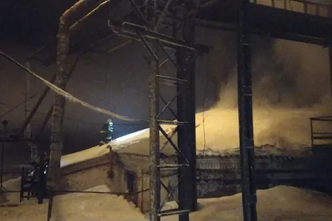 В ярославском правительстве прокомментировали пожар на Менделеевском НПЗ