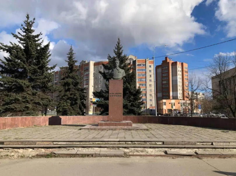 В Ярославле не нашлось желающих ремонтировать памятник Фрунзе