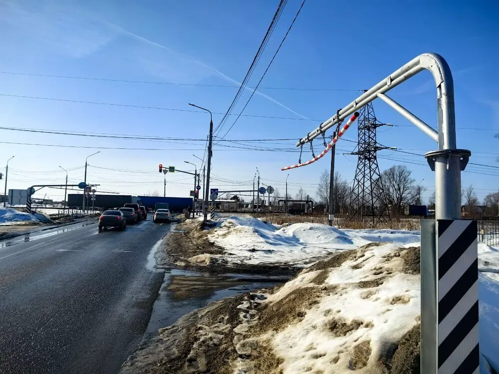 В Ярославле перестали работать ограничители высоты для фур с перегрузом