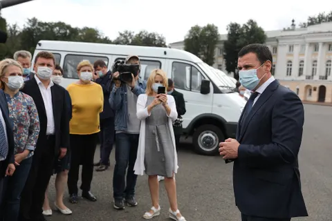 Ярославские больницы и школы получили новую технику