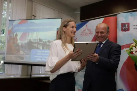 В Ярославле правительство Москвы подарило библиотекам книги