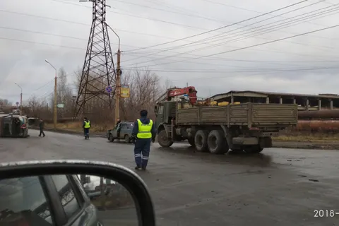 В Ярославле на улице Промышленной перевернулась «ГАЗель»: видео