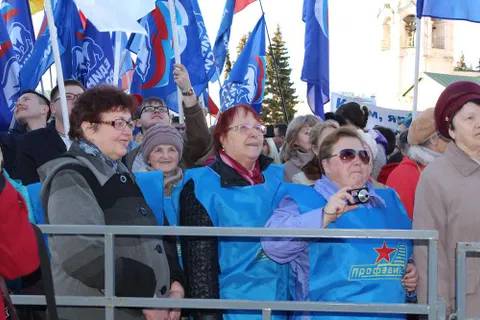 В Ярославле на митинг в честь присоединения Крыма к России собралось около пяти тысяч человек