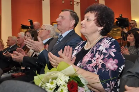 В преддверии 1 Мая Сергей Ястребов вручил ярославцам государственные и региональные награды