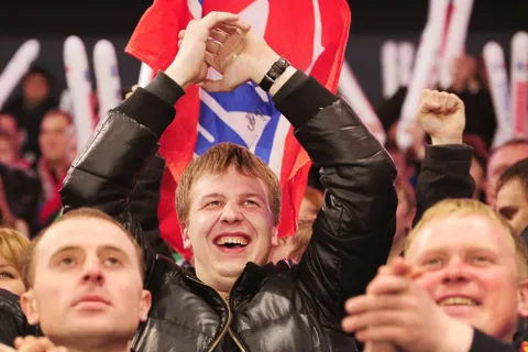 ХК Ярославля «Локомотив» дома обыграл СКА. Фоторепортаж
