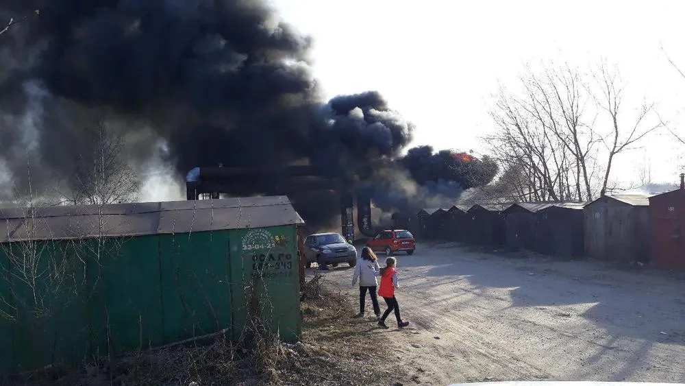 Черный дым над Ярославлем: что горит в Красноперекопском районе