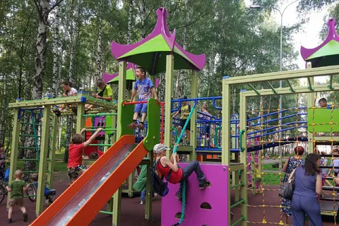 В ярославском  парке открылся новый детский городок