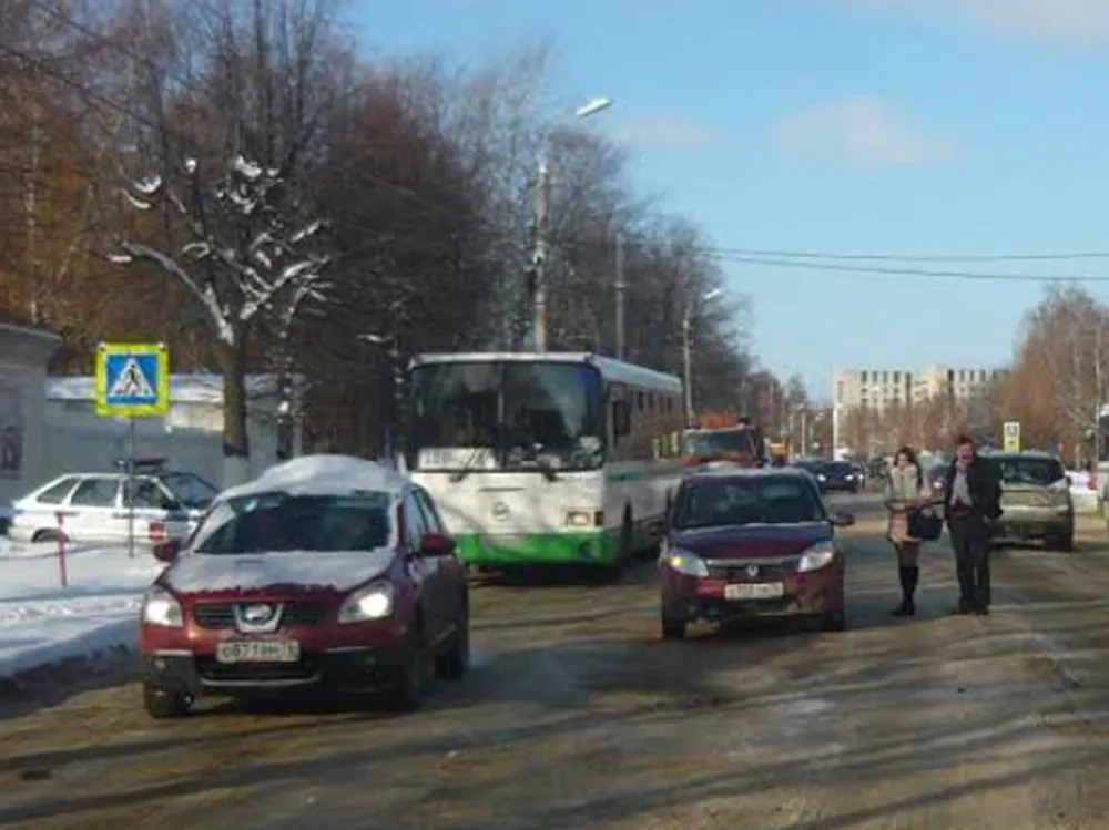 В Ярославле автоледи сбила пожилую женщину на «зебре»