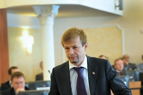 Депутаты муниципалитета Ярославля готовятся заслушать ежегодный отчет мэра города о проделанной работе. Фоторепортаж