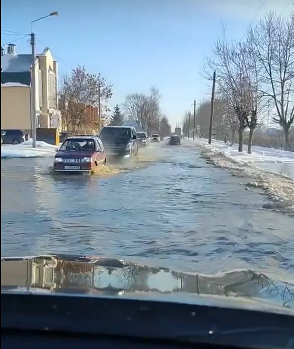 Прокуратура начала проверку из-за аварии на водопроводе в Ростове