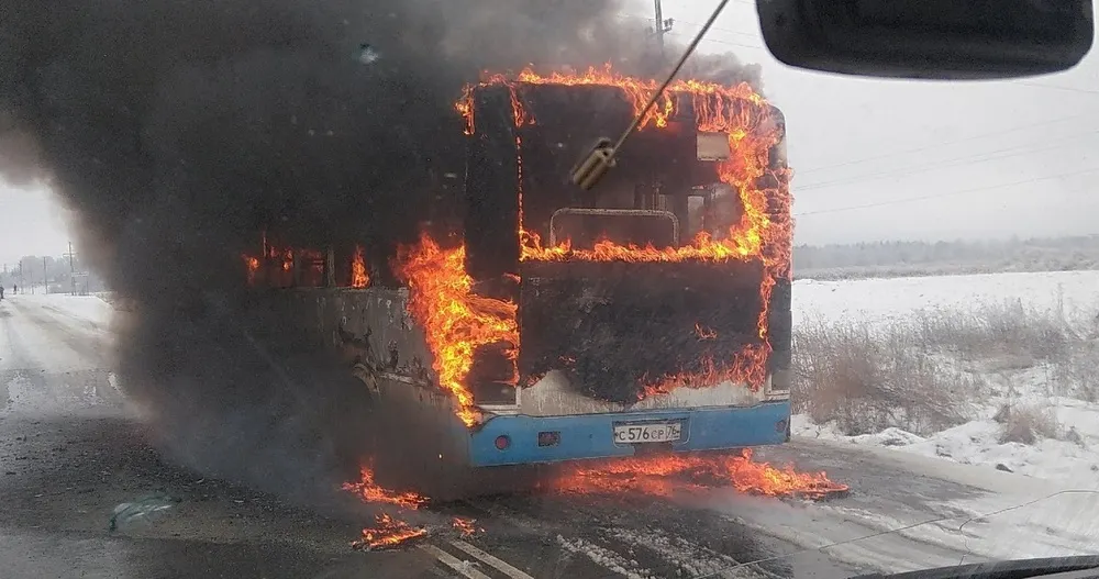 Под Рыбинском сгорел рейсовый автобус