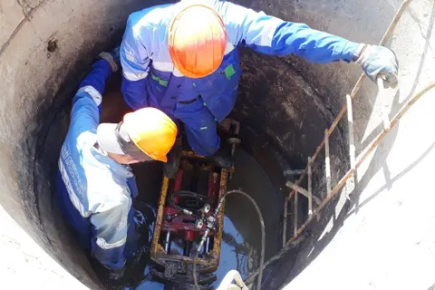 Водопровод в Рыбинске ремонтируют бестраншейным способом, используя трубный разрушитель