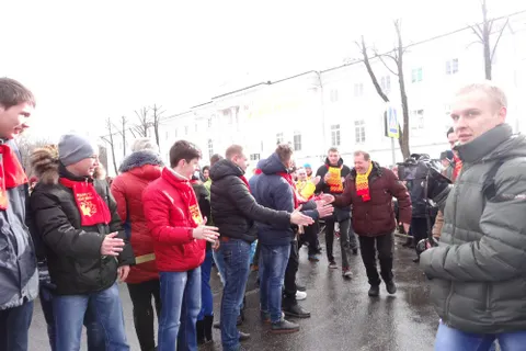 В Ярославле более двух тысяч человек «дали пять» друг другу