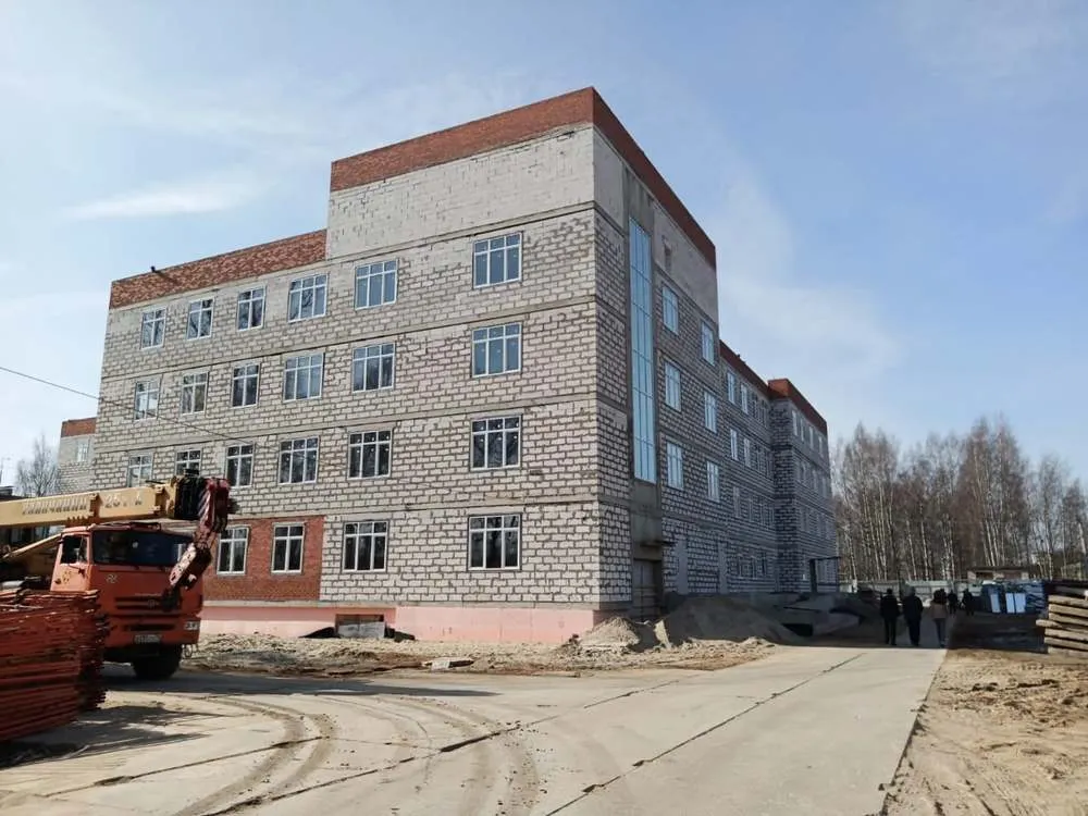 Детская поликлиника во Фрунзенском районе Ярославля готова более чем наполовину