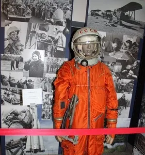 Скафандры Гагарина и Терешковой можно увидеть в Ярославском планетарии