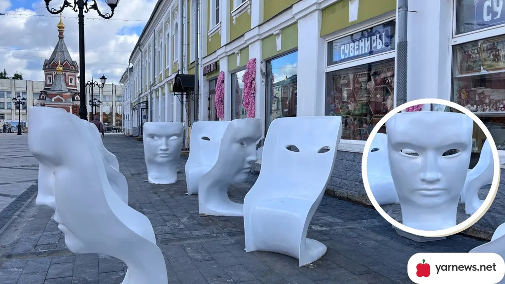 В центре Ярославля началась установка театральных масок