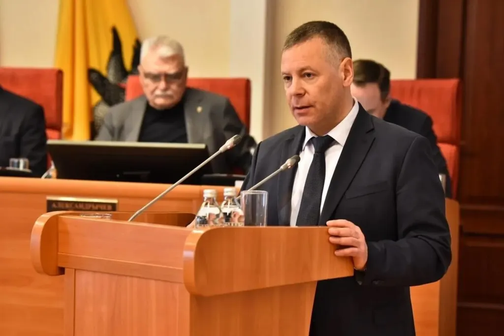 Михаил Евраев представил отчет о работе правительства Ярославской области 