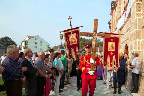 Художники из Ярославля расписывали храмы в Сербии. С фото