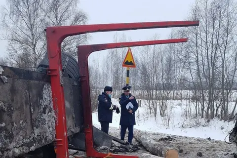 После ДТП под Ростовом в больнице остаются мальчик и девочка