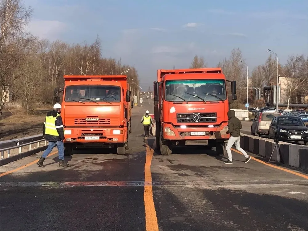 ГК «ЕКС»: движение по Добрынинскому путепроводу полностью безопасно
