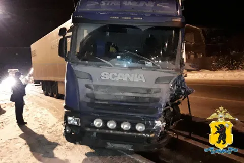 Под Переславлем в ДТП с фурой погиб водитель иномарки