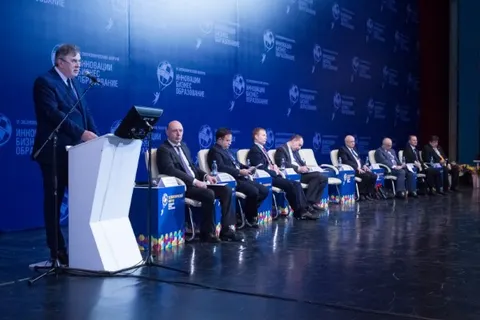 Ярославское правительство заключило с крупными предприятиями соглашения о социально-экономическом партнерстве