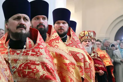 Благодатный огонь встретили в Ярославле