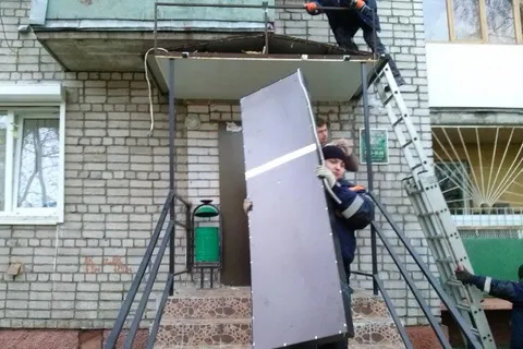 В Ярославле продолжается демонтаж незаконной рекламы