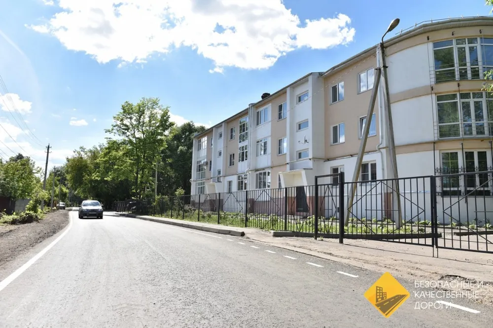 В Ярославле сдали первую отремонтированную этим летом улицу