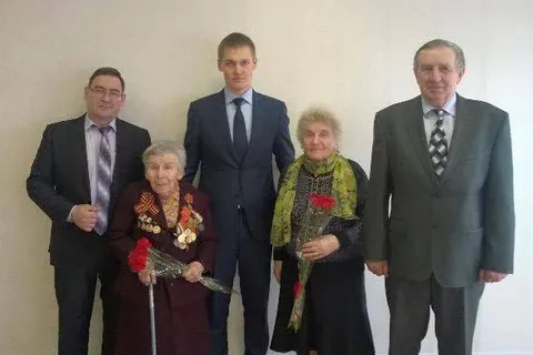 С 5 по 9 мая возле КЗЦ «Миллениум» будут показывать фильмы военных лет на узкопленочном кинопроекторе