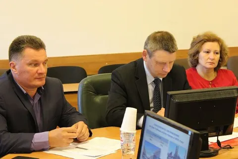 Ярославские депутаты обсудили шесть муниципальных программ