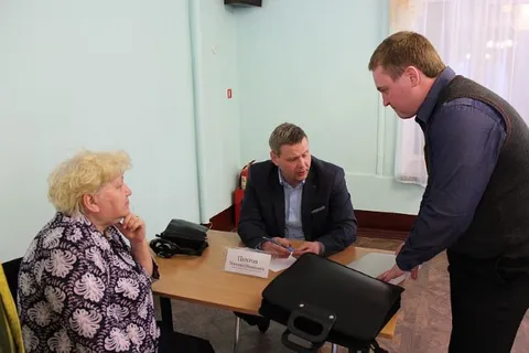 Около 400 ярославцев пришли на очередную встречу с депутатами муниципалитета
