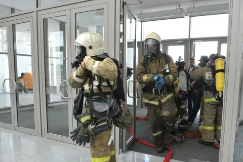 В КЗЦ «Миллениум» Ярославля прошли пожарные учения. Фоторепортаж