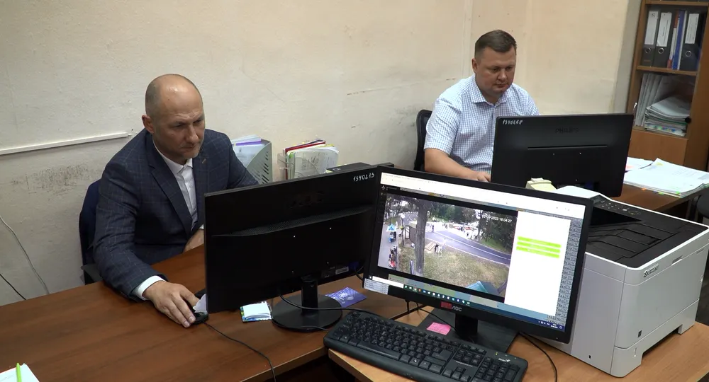 Бдительным ярославцам заплатят деньги за чужие плевки