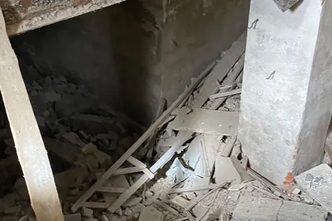 Ярославский детский омбудсмен требует законсервировать опасное заброшенное здание