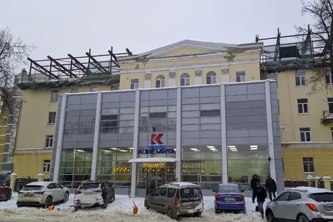 В Ярославле представили проект реконструкции кровли дома с клиникой экс-депутата